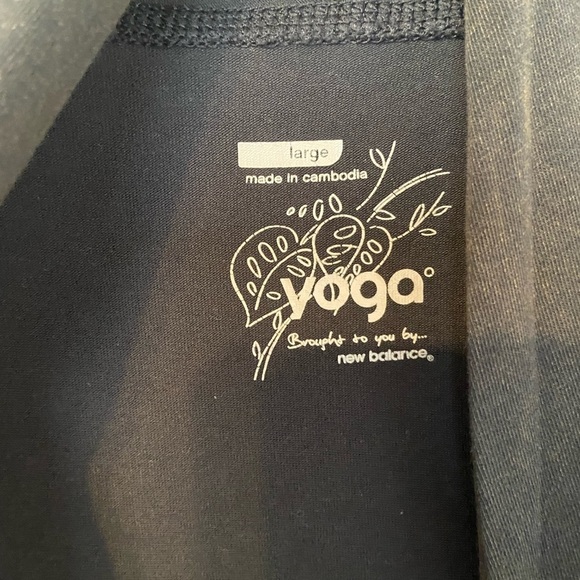 New Balance Yoga Cardigan Bleach Wash Size Large - Picture 5 of 8